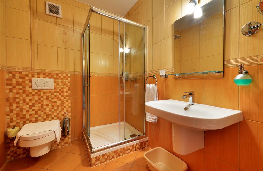 Restaurace A Penzion Kamenec Jilešovice Quarto foto